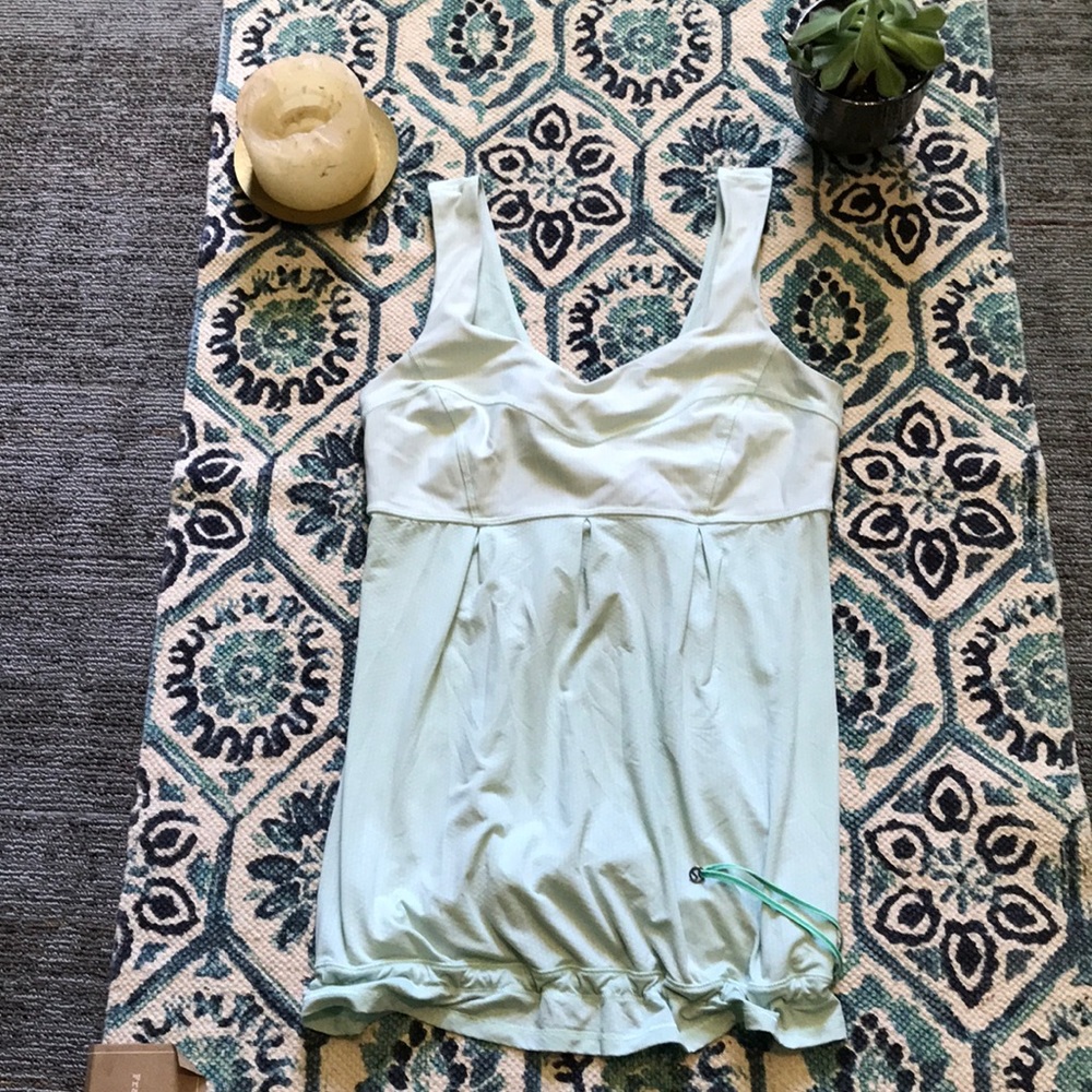 Lululemon Athletica Tie Bottom Mint Tank 6